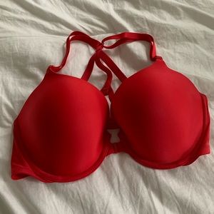 Red Victoria’s Secret bra